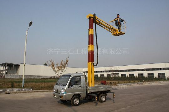 點擊查看詳細信息<br>標題：小型高空作業車 閱讀次數：2609